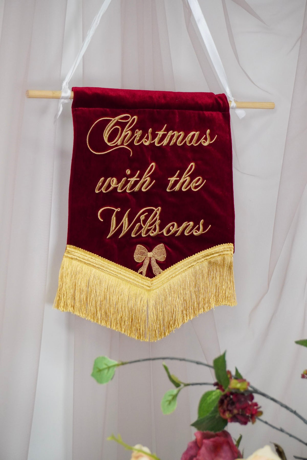 Personalised Red Velvet Christmas Banner – Custom Embroidered Family Name, Gold Fringe (30x34cm)
